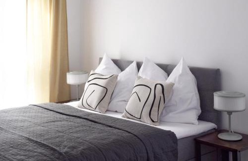 Floridsdorf House | Hanslgasse Private Rooms