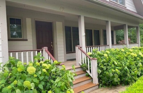 Chautauqua House | Hanson House: Unique Property with Vaulted Ceilings & Porches