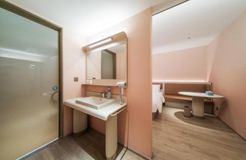 Beijing Hotel | Hanting Hotel Beijing Fangshan Changyang Aerospace City Electronic Technology Park