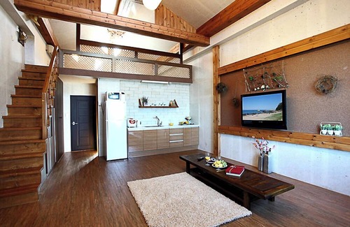 Pohang Apartment | Comfortable Stay at Hanuel Bada Pension with Breakfast & More