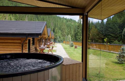 Carlibaba House | Experience Comfort at Hanul și Păstrăvăria Țibău