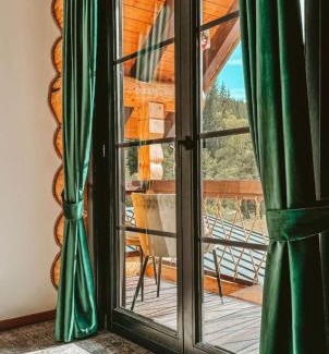 Carlibaba House | Experience Comfort at Hanul și Păstrăvăria Țibău