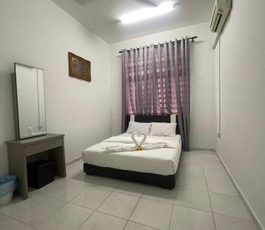 Durian Tunggal House | Discover Hanz Homestay Melaka - Family-Friendly Retreat
