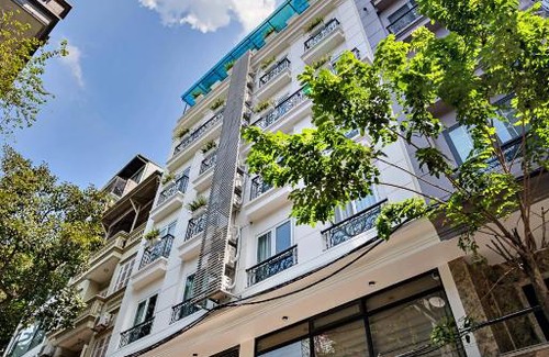 Truc Bach Apartment | Family-Friendly HANZ LUX Hotel & Apartment in Hanoi