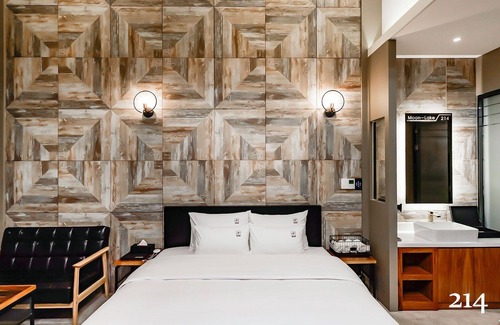 Hapcheon Hotel | Eco-Friendly Hapcheon Moon Lake Motel with Hot Tub & Breakfast