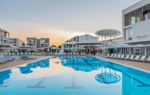 San Briccio Apartment | Experience Hapimag Apartments Cavallino: Beachfront Bliss