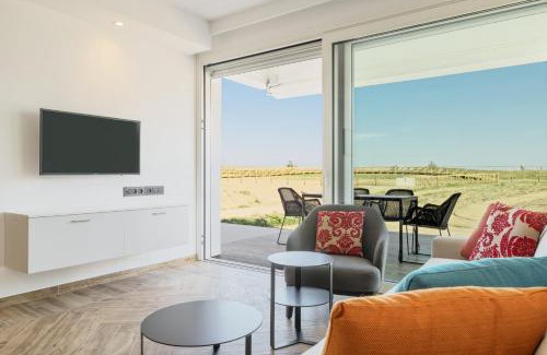 San Briccio Apartment | Experience Hapimag Apartments Cavallino: Beachfront Bliss