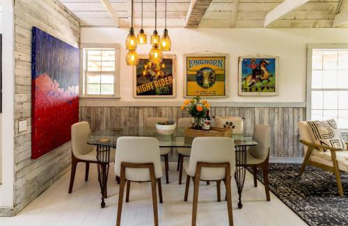 Blanco House | Inviting Happiness Ranch - Pecan Tree House for Families