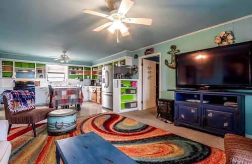Matagorda House | Cozy Happy Beach Casa with Ocean View & Pet-Friendly Amenities