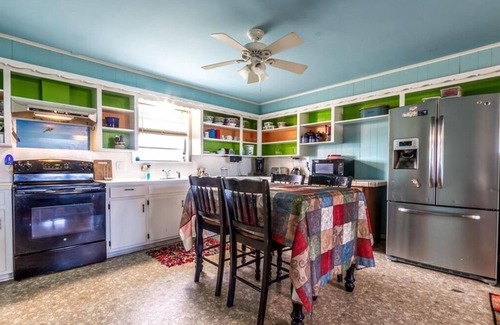 Matagorda House | Cozy Happy Beach Casa with Ocean View & Pet-Friendly Amenities