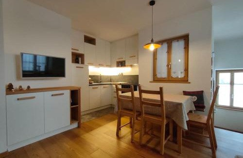 Bolbeno Apartment | Guest Rated Happy Bolbeno House - Family-Friendly Retreat