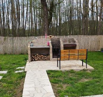Ketbodony Apartment | Experience Happy Day Vendégház: Oceanfront Bliss Awaits