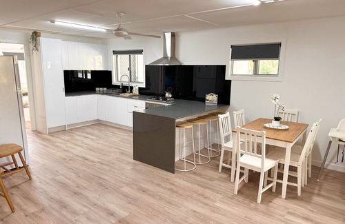 Eurong House | Inviting Days at Happy Days Beach House - Fraser Island