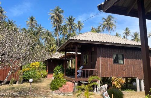Ko Mak Resort | Experience Happy Days Resort: Oceanfront Bliss Awaits