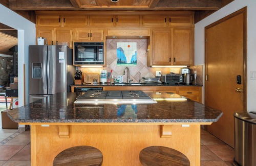 Wishon House | Happy Days Retreat: Private Pool & Serene Creek Escape