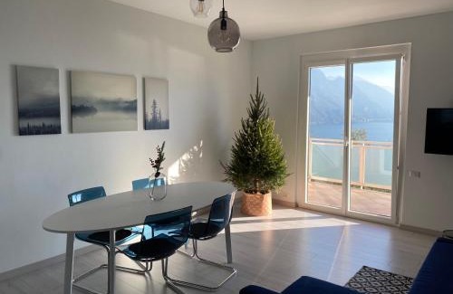 Zorzino Apartment | Exceptional Stay at Happy Guest Apartments - Blue Apartment