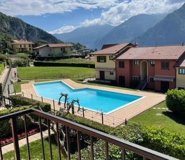 Zorzino Apartment | Relaxing Lake View Apartments with Pool Access for Families