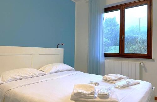 Zorzino Apartment | Relaxing Lake View Apartments with Pool Access for Families