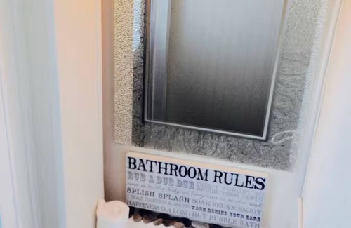 Biglerville Other | Pet-Friendly Happy Hen Loft @The Farmhouse - Rated 9.8/10