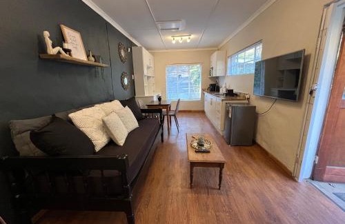 Hilton House | Happy Hilton guest house