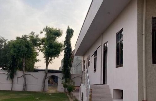 Sanganer House | Happy Home - Family-Friendly Getaway with Breakfast Included