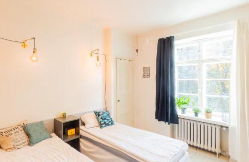 Kallio Apartment | Cozy Happy Home Helsinki with Pet-Friendly Amenities