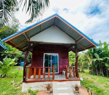 Nuea Khlong House | Experience Oceanfront Bliss at Happy Home Kohjum