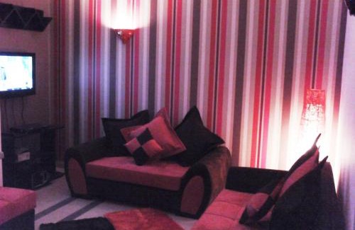 Ennasr Apartment | Pet-Friendly Retreat at Happy House Ennasr with Spa Access