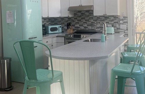 Edgartown Cottage | Happy on chappy