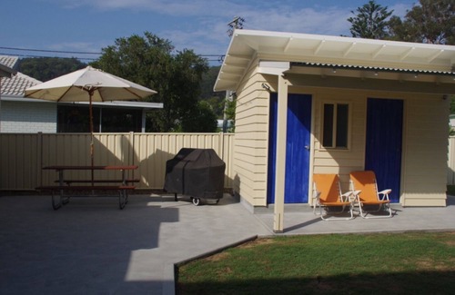 Patonga House | Experience Happy Ours at Patonga Beach with Ocean Views