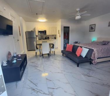 Orlando Apartment | Delightful Stay at Happy Place - 4-Star Family Haven