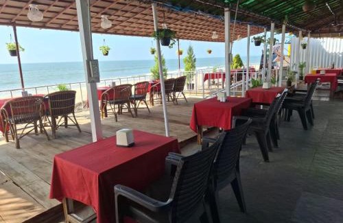 Sernabatim Resort | Cozy Happy Shack Beach with Oceanfront Huts and Views
