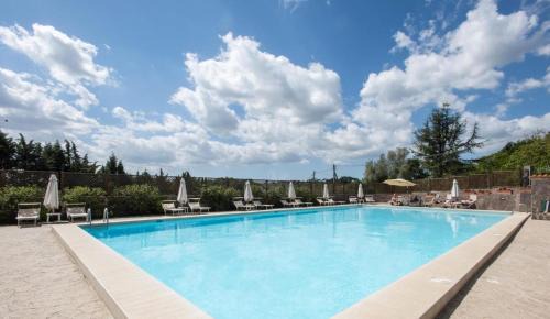Zona LVIII Prima Porta Other | Pet-Friendly Stay at Happy Village with Breakfast & Hot Tub
