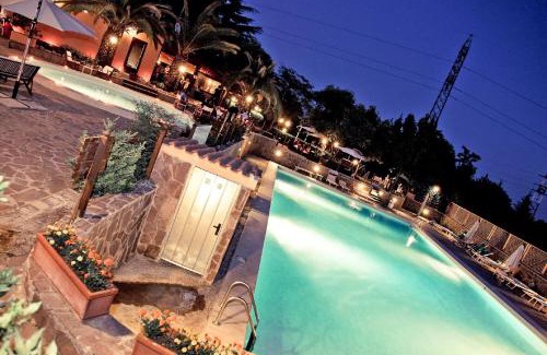 Zona LVIII Prima Porta Other | Pet-Friendly Stay at Happy Village with Breakfast & Hot Tub