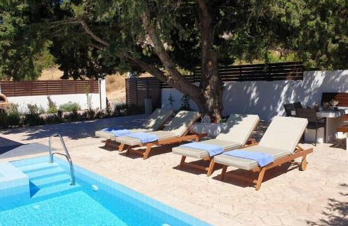 Monolithos House | Elegant Hara Monolithos House in Picturesque Rhodes