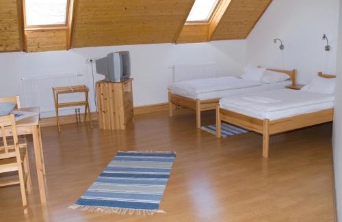 Szombathely House | Top-Rated Haramia Csapszék és Fogadó with Breakfast Included