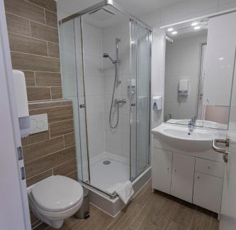 Koszeg Hotel | Pet-Friendly Harangtorony Szálló with Exceptional Amenities
