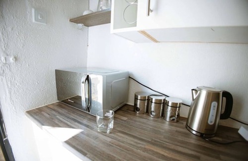 Harare Apartment | Elegant Harare Deluxe Studio with Spa and Hot Tub