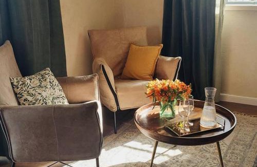 Hararit Apartment | Experience Hararit View: Guest Rated 9.8 for Comfort