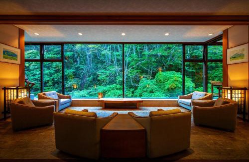 Aizuwakamatsu Hotel | Harataki: Guest-Favorite with Hot Tub & Child-Friendly Amenities
