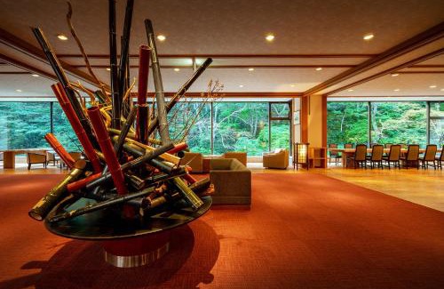 Aizuwakamatsu Hotel | Harataki: Guest-Favorite with Hot Tub & Child-Friendly Amenities