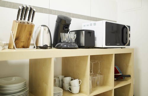 Weststadt Mittlerer Teil Apartment | Cozy Harbor Apartments in Karlsruhe-Weststadt for Families