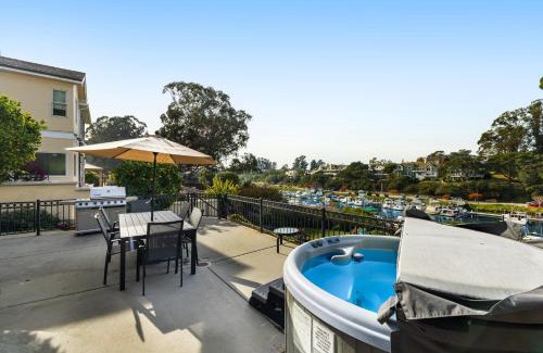 Eastside Santa Cruz House | Harbor Haven: Ideal Retreat with Hot Tub & Family Amenities