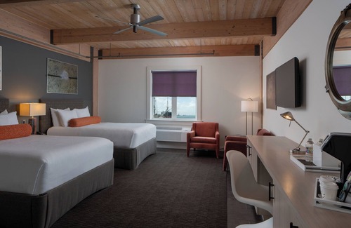 Galveston Hotel | Discover Harbor House at Pier 21: Guest Rated 9.4/10