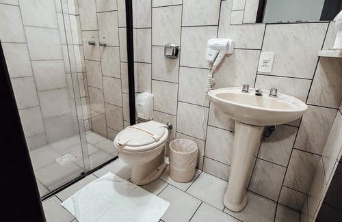 Vila Baependi Hotel | Comfortable Harbor Inn Jaraguá: Family-Friendly Retreat