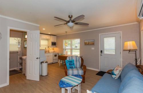 Fulton Apartment | Cozy Harbor Lights Cottages: Family-Friendly with Pool Access