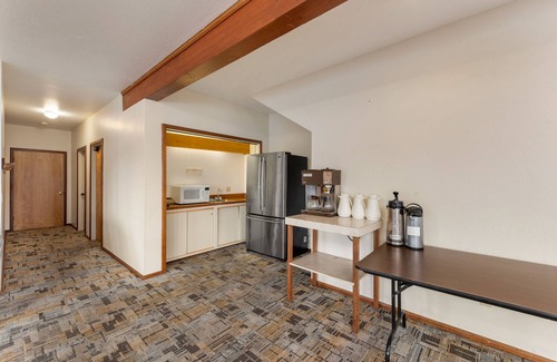Fort Bragg Hotel | Cozy Harbor Lite Lodge: Rated 9.2 with Spa & Breakfast