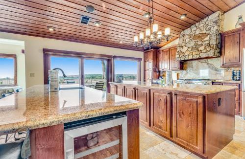Spicewood House | Harbor Point: Pet-Friendly Retreat with Pool & Family Options