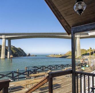 Fort Bragg House | Guest Rated: 10/10 at Harbor Watch Hotel