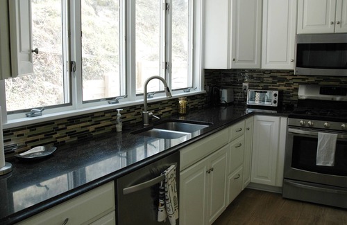 Grand Haven Cottage | Guest Rated 10/10: Harborside Grand Haven Cottage Retreat